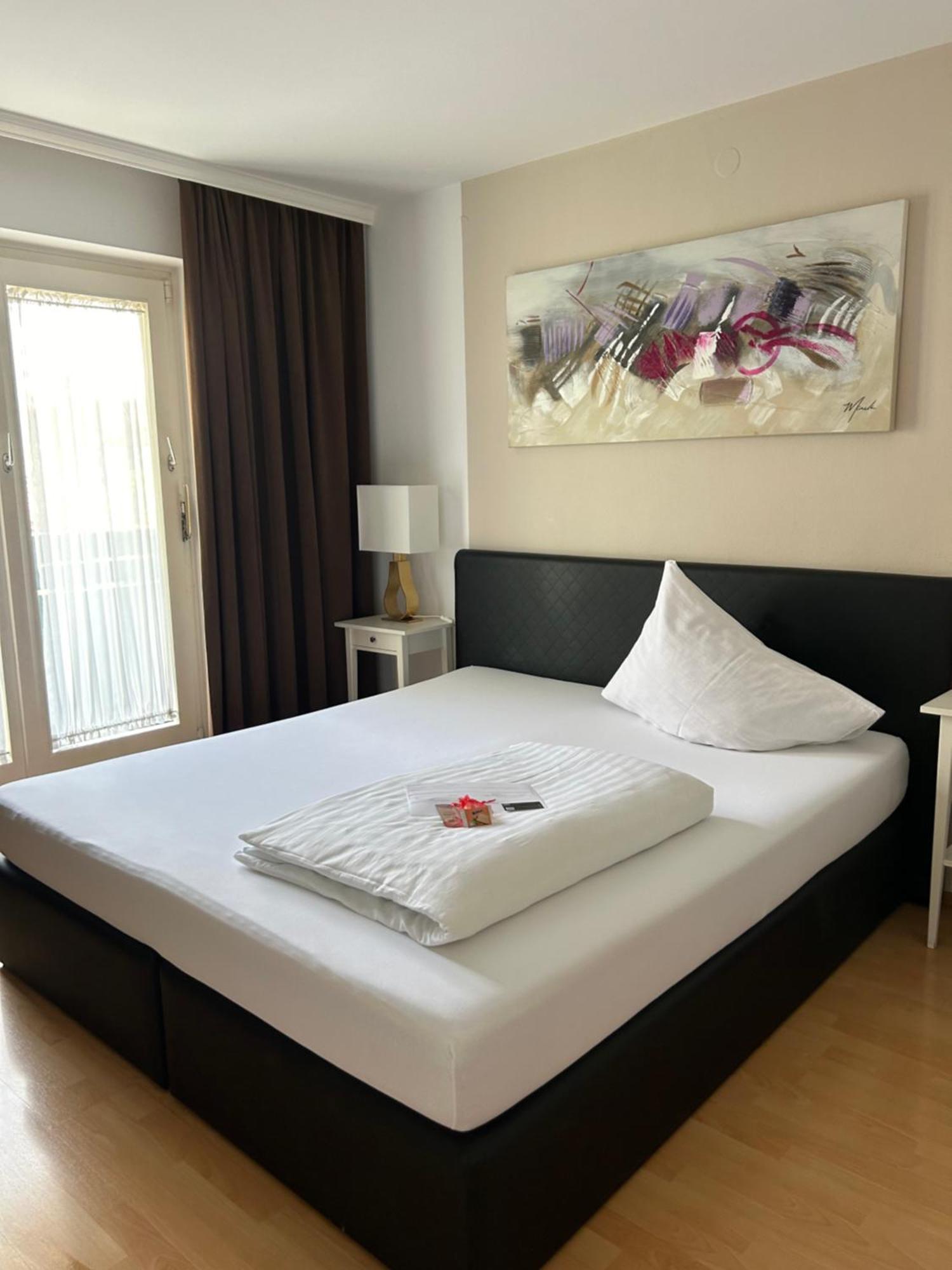 Hotel Berg Seekirchen am Wallersee Eksteriør bilde