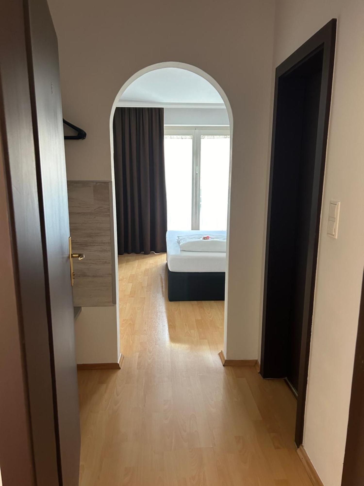Hotel Berg Seekirchen am Wallersee Eksteriør bilde