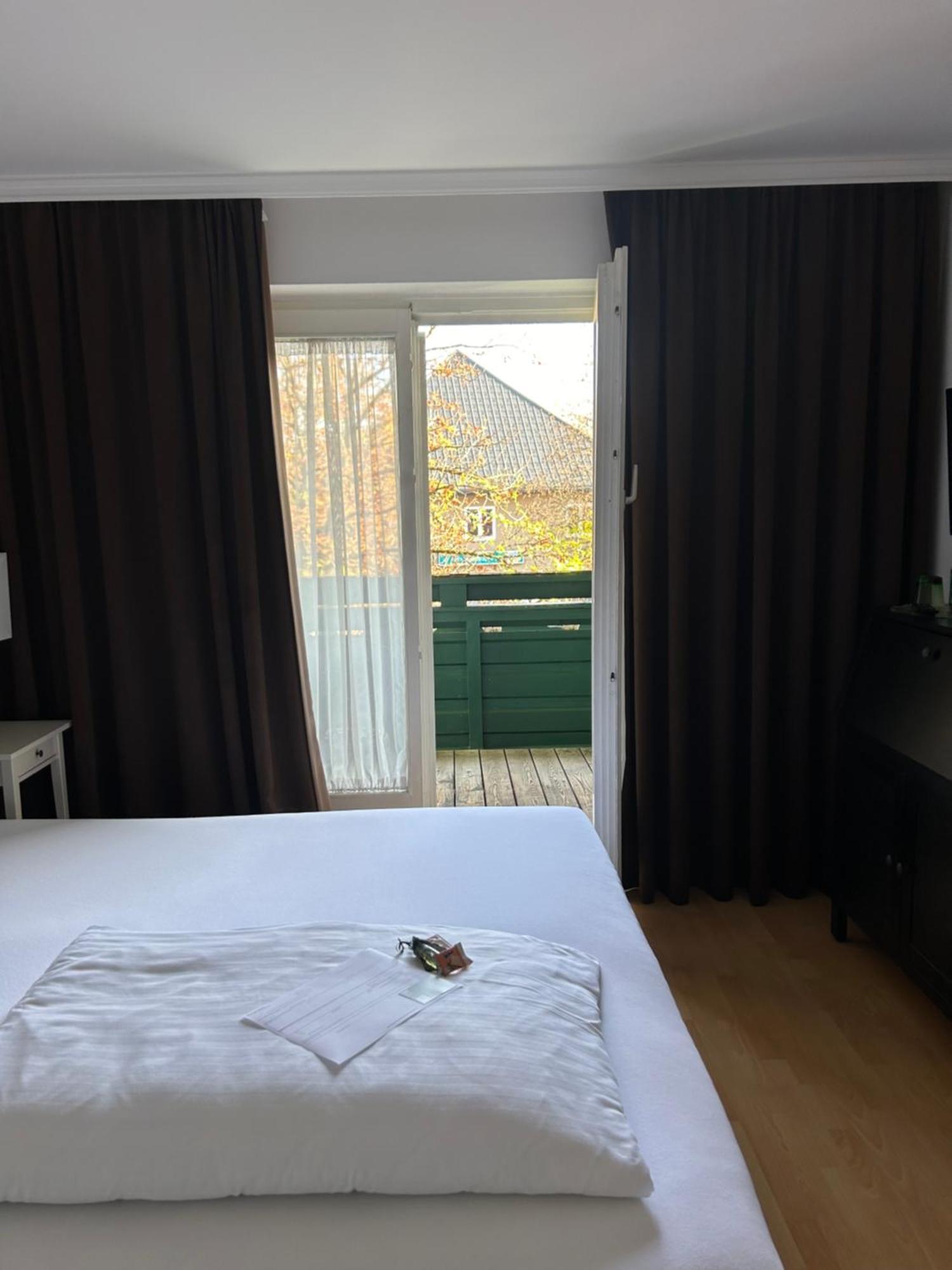 Hotel Berg Seekirchen am Wallersee Eksteriør bilde