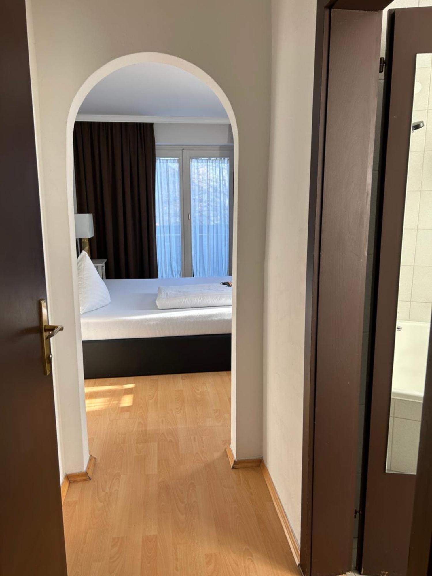 Hotel Berg Seekirchen am Wallersee Eksteriør bilde